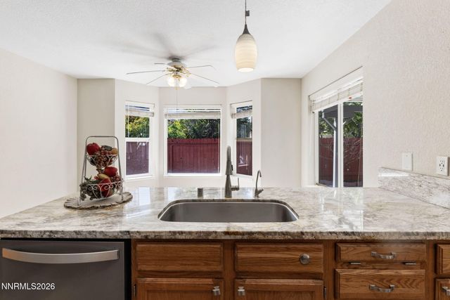 121 S Sawgrass Lane, Dayton, NV 89403
