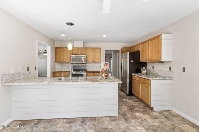 121 S Sawgrass Lane, Dayton, NV 89403