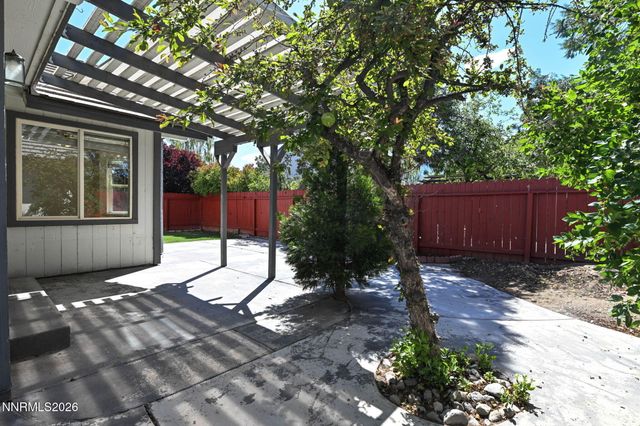 121 S Sawgrass Lane, Dayton, NV 89403