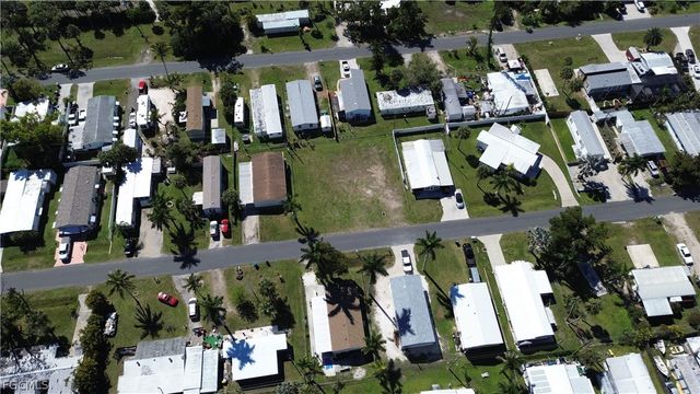 12101 Cypress DR, Fort Myers, FL 33908