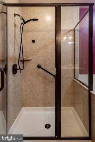 105 YORKTOWN CT, Malvern, PA 19355