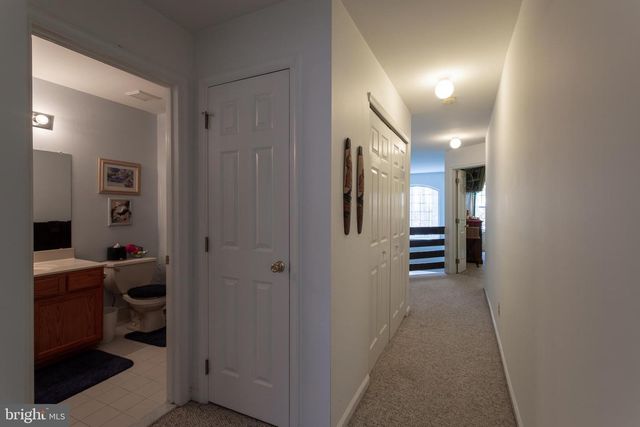 105 YORKTOWN CT, Malvern, PA 19355