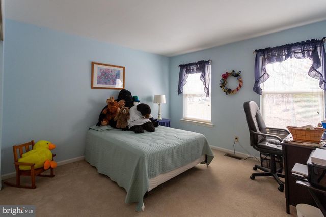 105 YORKTOWN CT, Malvern, PA 19355