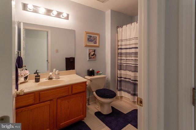 105 YORKTOWN CT, Malvern, PA 19355