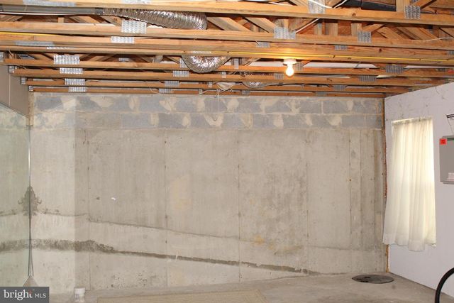 105 YORKTOWN CT, Malvern, PA 19355