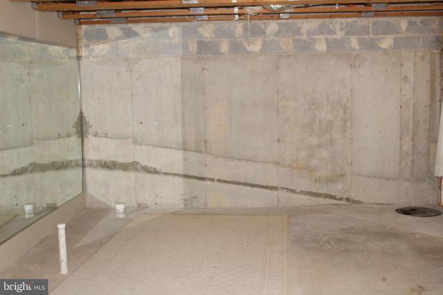 105 YORKTOWN CT, Malvern, PA 19355