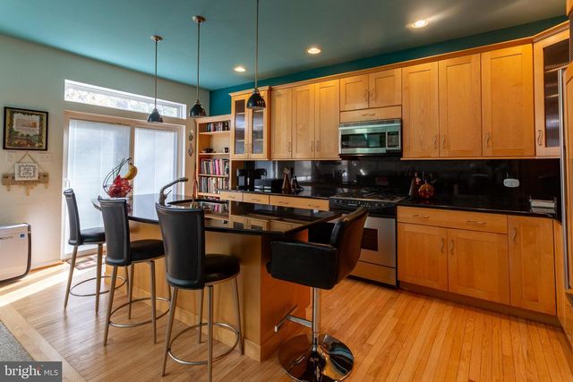 105 YORKTOWN CT, Malvern, PA 19355