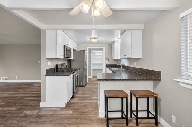 526 Fairview Dr, Placerville, CA 95667