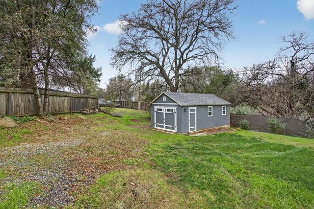 526 Fairview Dr, Placerville, CA 95667