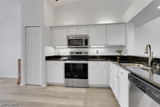 7081 Lone Oak BLVD, Naples, FL 34109