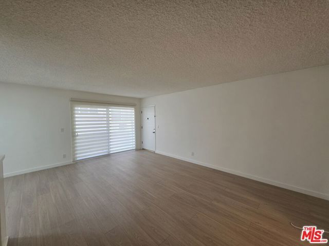 10815 Rose Avenue 2, Los Angeles, CA 90034