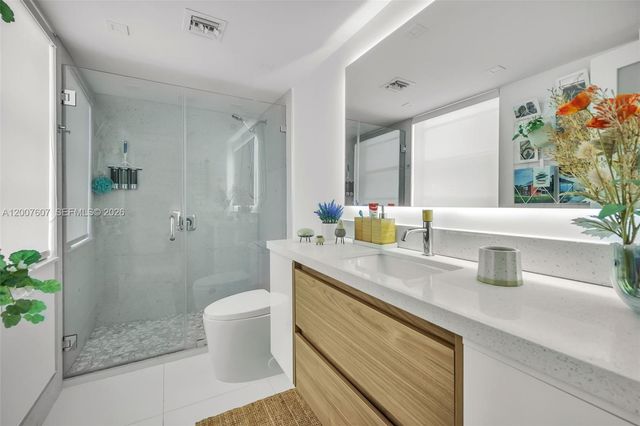 6801 Indian Creek Dr 304, Miami Beach, FL 33141