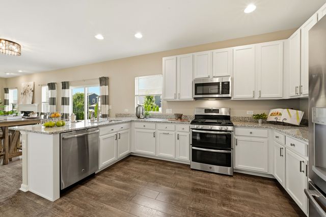 322 Longview Drive, Elgin, IL 60124