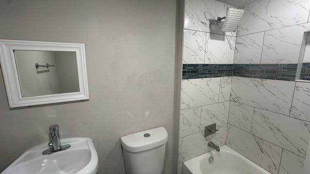 8433 Lenore Street, Houston, TX 77017