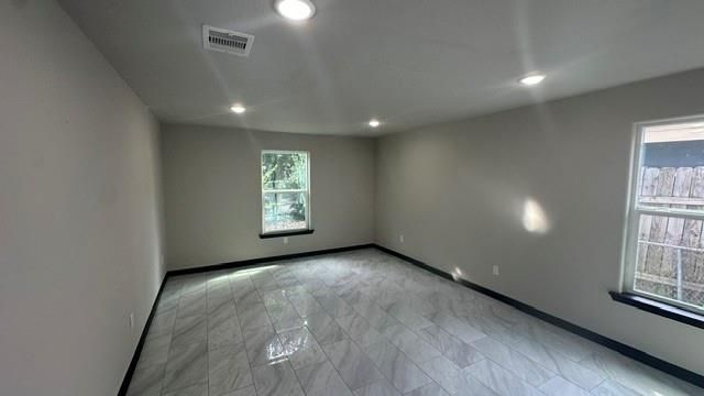 8433 Lenore Street, Houston, TX 77017