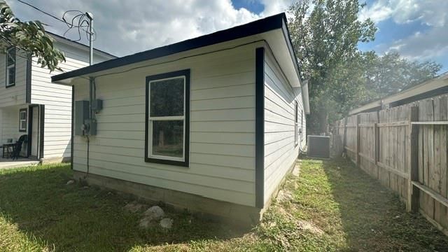 8433 Lenore Street, Houston, TX 77017