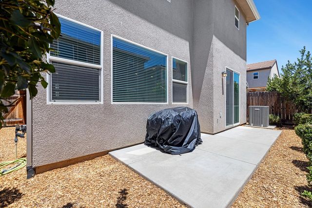 3748 Longford Way, Clovis, CA 93619