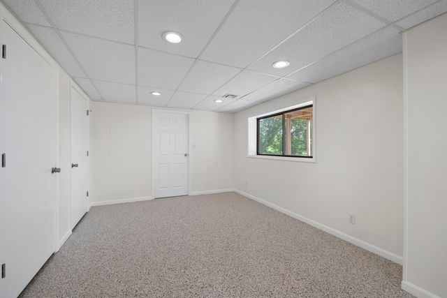 304 Greenbrier Lane, Hollister, MO 65672