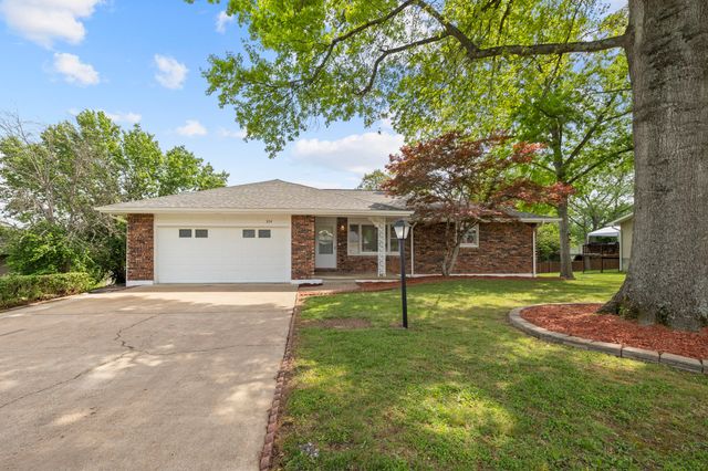 304 Greenbrier Lane, Hollister, MO 65672