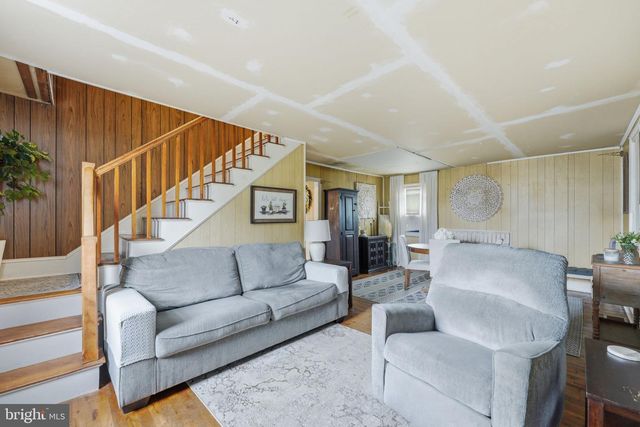268 ELLICOTT RD, Avondale, PA 19311