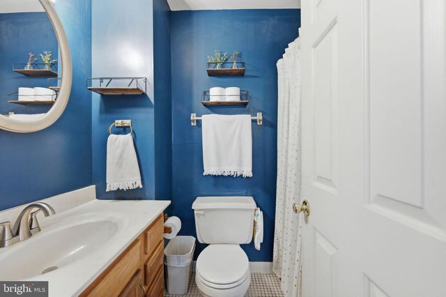 268 ELLICOTT RD, Avondale, PA 19311