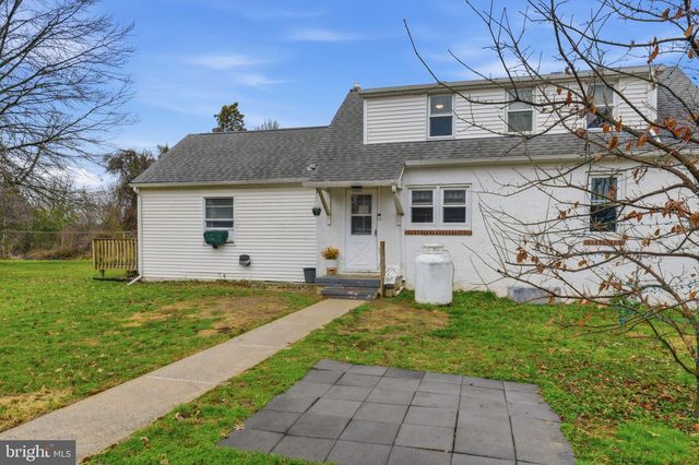 268 ELLICOTT RD, Avondale, PA 19311