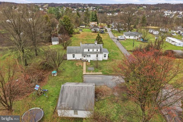 268 ELLICOTT RD, Avondale, PA 19311