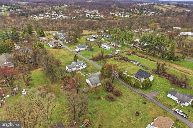 268 ELLICOTT RD, Avondale, PA 19311