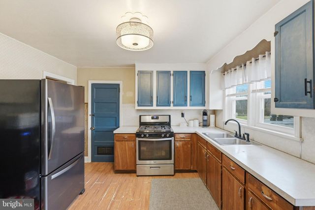 268 ELLICOTT RD, Avondale, PA 19311