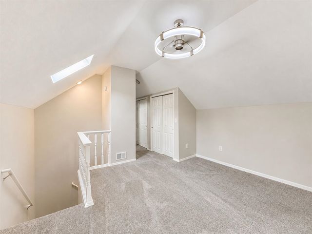 1926 Oakland Drive, Kalamazoo, MI 49008