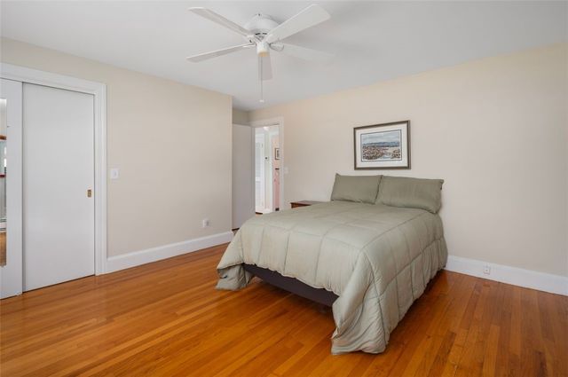 60 Alhambra Circle, Cranston, RI 02905