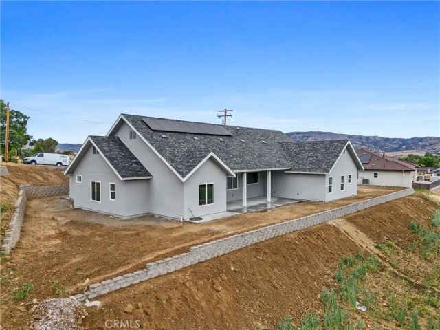 21116 Stage Dr, Tehachapi, CA 93561