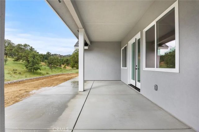 21116 Stage Dr, Tehachapi, CA 93561