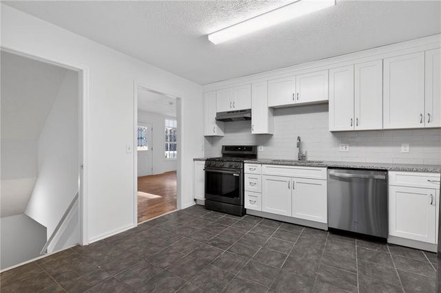 4810 Davenport NW Trace, Acworth, GA 30101