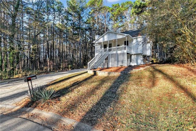 4810 Davenport NW Trace, Acworth, GA 30101