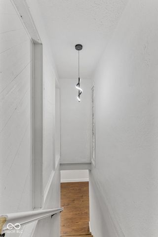 8050 W Oak Street W, Zionsville, IN 46077