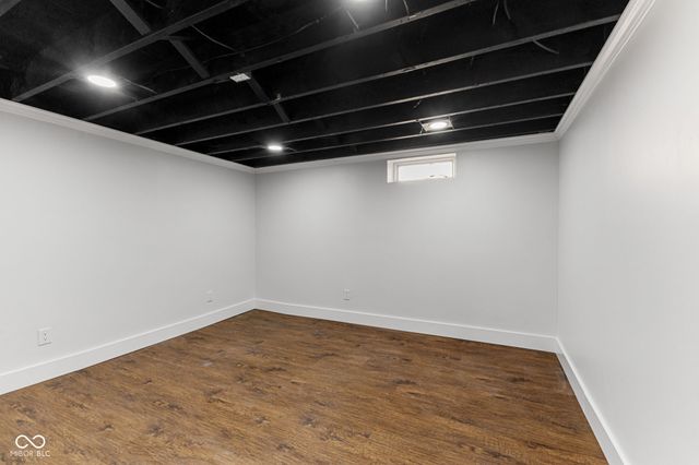 8050 W Oak Street W, Zionsville, IN 46077