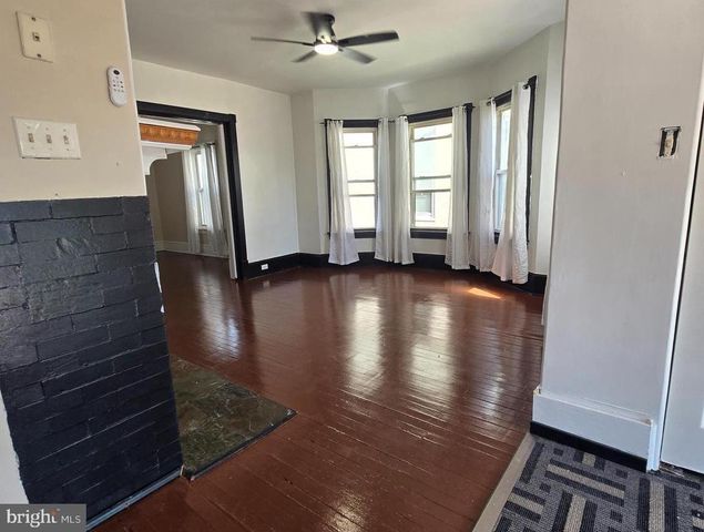 110 S QUEEN STREET, Shippensburg, PA 17257