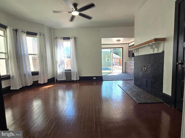 110 S QUEEN STREET, Shippensburg, PA 17257