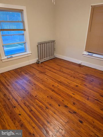 110 S QUEEN STREET, Shippensburg, PA 17257