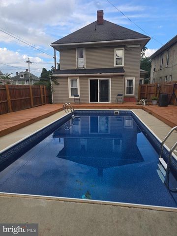 110 S QUEEN STREET, Shippensburg, PA 17257