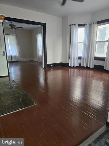 110 S QUEEN STREET, Shippensburg, PA 17257