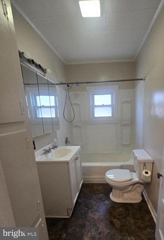 110 S QUEEN STREET, Shippensburg, PA 17257