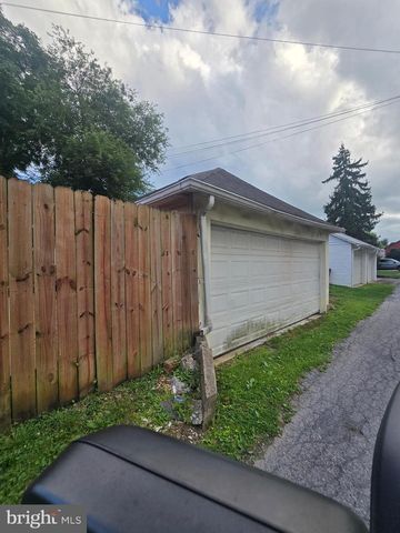 110 S QUEEN STREET, Shippensburg, PA 17257