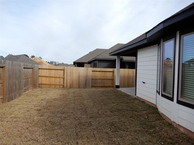 42552 Rustico Road, Magnolia, TX 77354