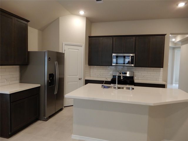 42552 Rustico Road, Magnolia, TX 77354