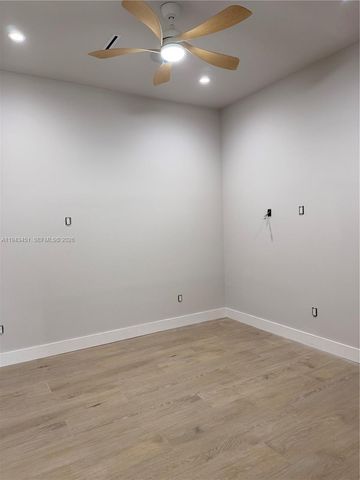 1135 NE 11th Ave, Fort Lauderdale, FL 33304