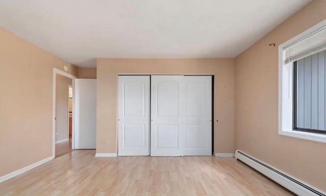 238 E Bailey Road J, Naperville, IL 60565
