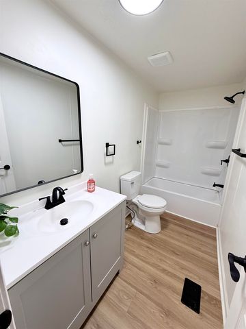 800 TENNESSEE 59 ST, Mason, TN 38049