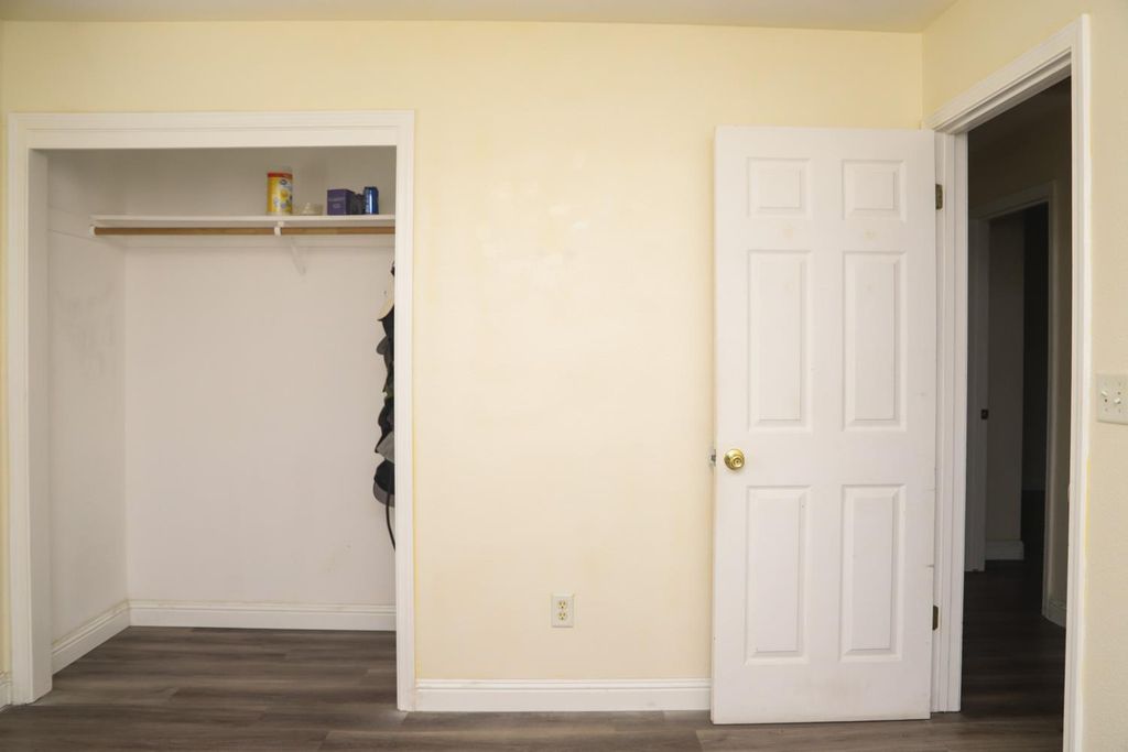 Image 16 of property listing at 4295 N Archie Avenue, Fresno, CA 93726